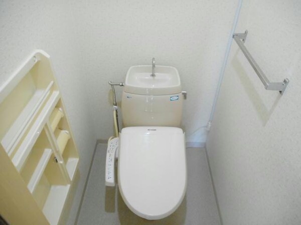 トイレ(ﾄｲﾚ)