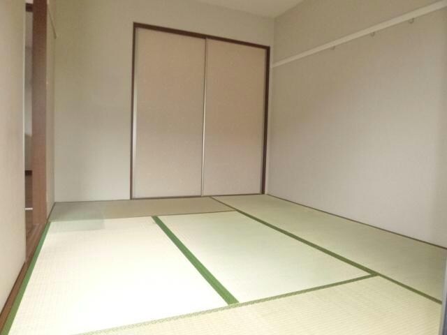 物件内観写真10　(居室)