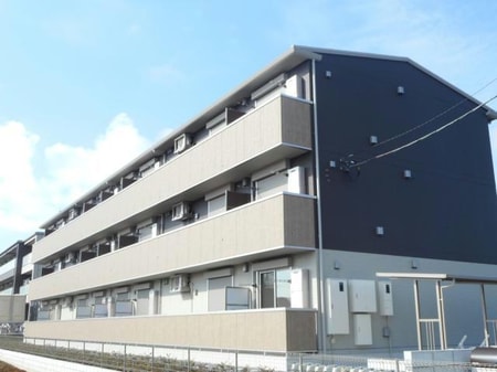 ｾﾚﾌﾞﾚｲﾄ本城外観写真