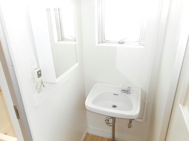 物件内観写真14　(洗面※他号室の参考写真となります)