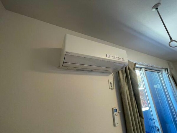 空調設備(※他号室の参考写真となります)