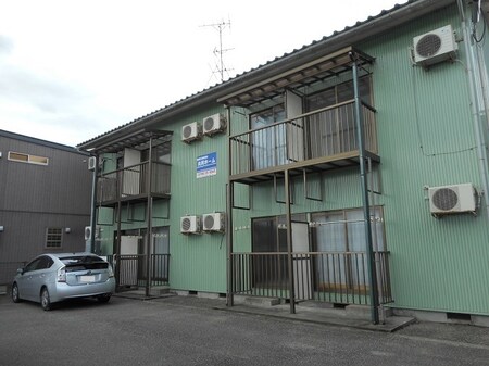 コーポしおん外観写真