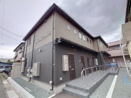 Morioka.com 　B棟外観写真