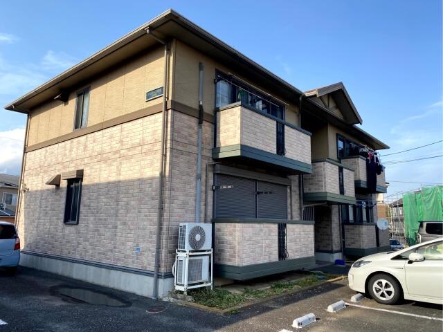 ノイホーフ若宮弐番館の外観