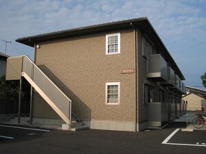 EAST COURT外観写真