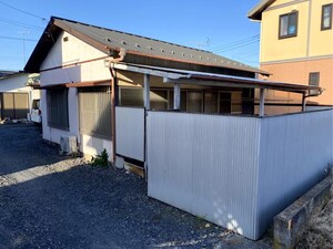 武石貸家外観写真