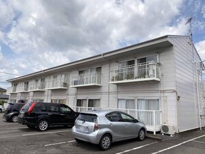 山野コーポＣ棟外観写真