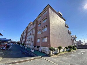 見川マンションＡ棟外観写真