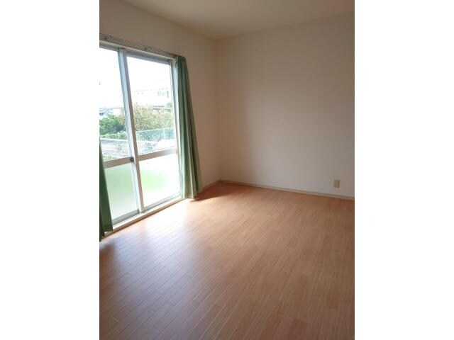 物件内観写真5　(洋室)