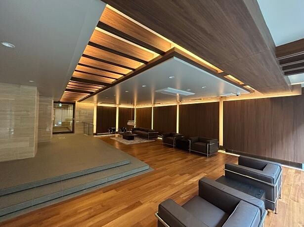 グランリソシエ烏丸御池の物件外観写真