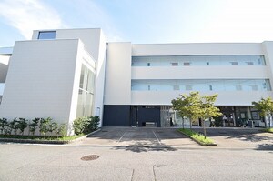 TMTビル外観写真