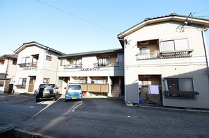 AKIBAハイツ1号棟外観写真
