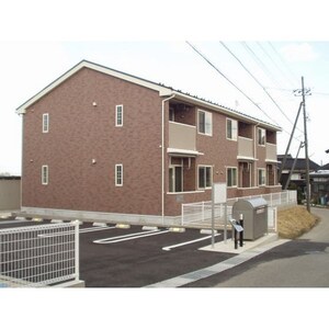 エレンシアB外観写真