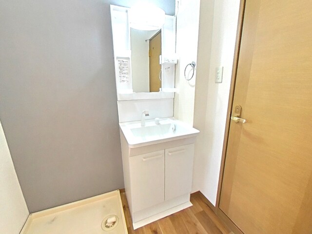 物件内観写真6　(洗髪洗面化粧台新設しました！)