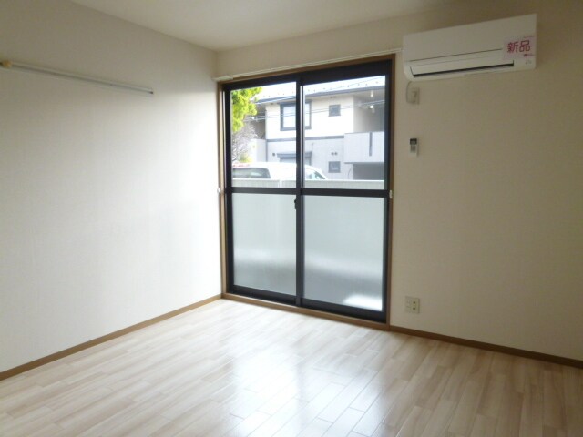 物件内観写真13　(洋室 エアコン１基)