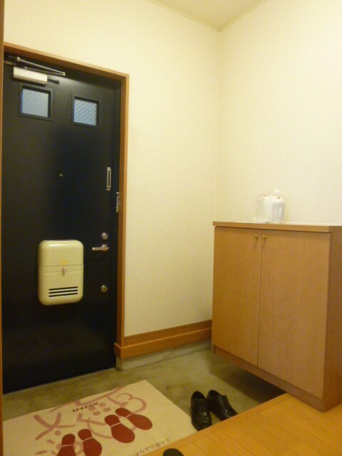 物件内観写真17　(下駄箱有り)