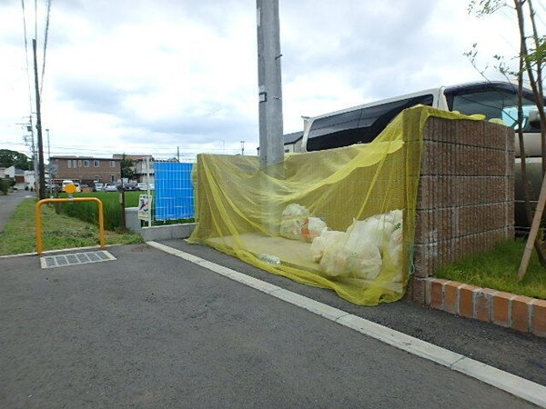 共用設備(ごみ置き場)