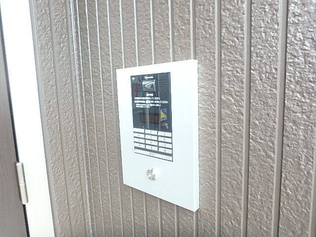 物件外観写真5　(オートロック)
