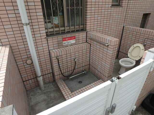 物件外観写真8　(ペット足洗い場)