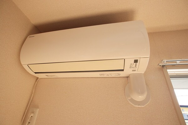 設備(写真は別部屋反転タイプの参考写真です)