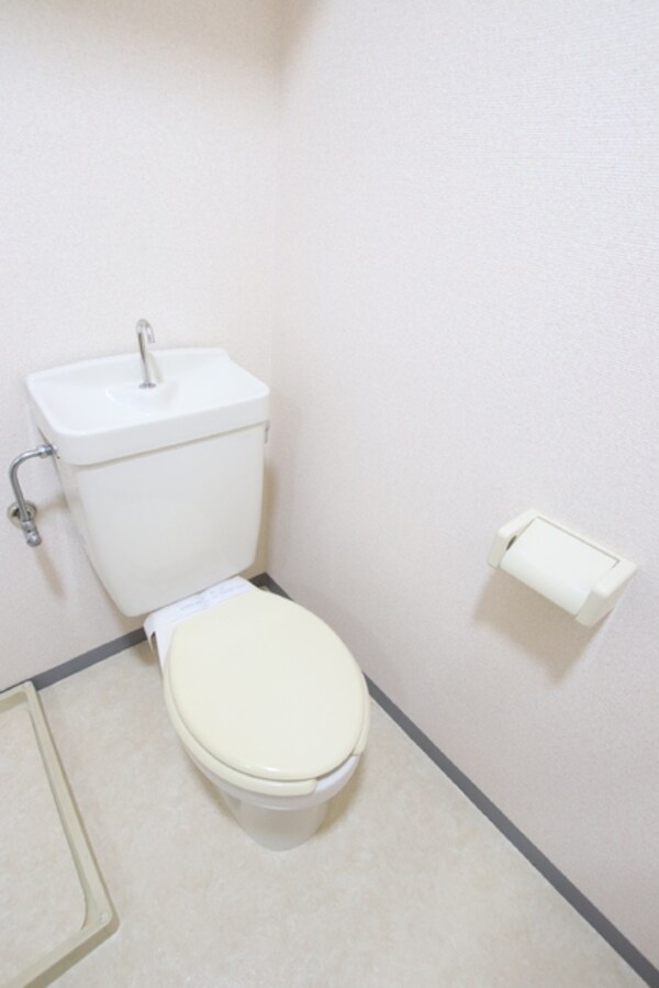 トイレ(別部屋参考写真)