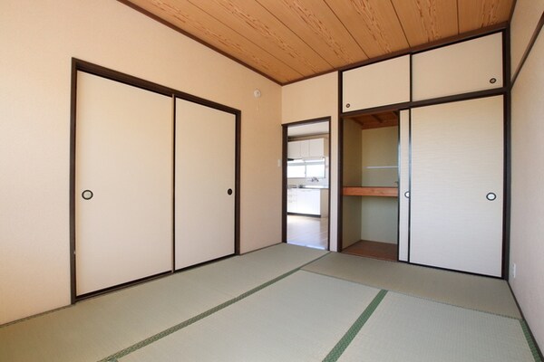 居室(和室6帖)