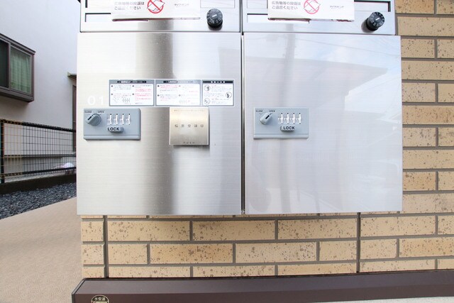 物件外観写真3　(宅配ボックス★)