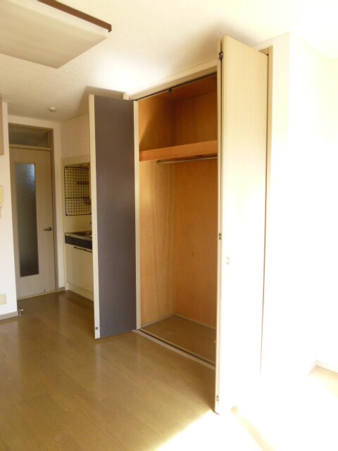 物件内観写真6　(同一間取りの別部屋参考写真)