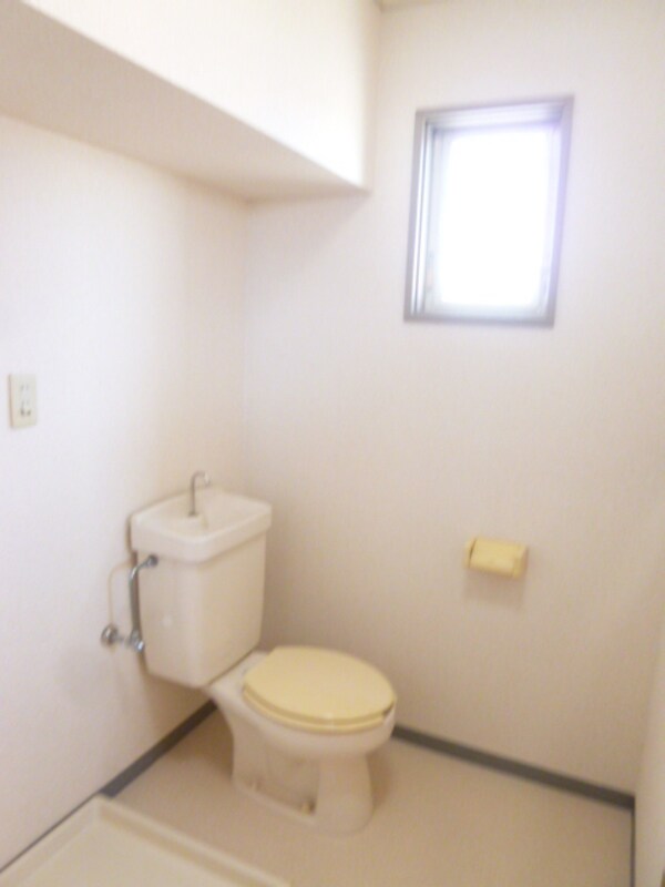 トイレ(同一間取りの別部屋参考写真)