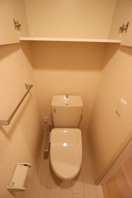 物件内観写真14　(あると嬉しい洗浄機能付き暖房便座)