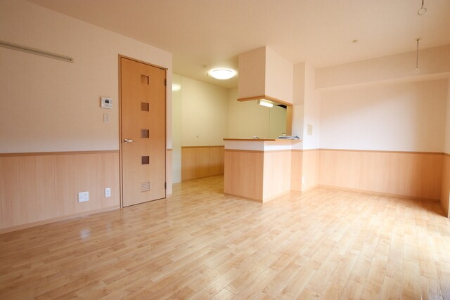 リビング(別部屋参考写真です)