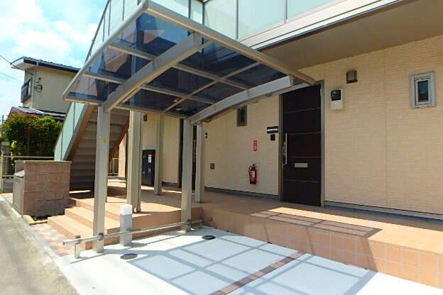 物件外観写真6　(駐輪場)