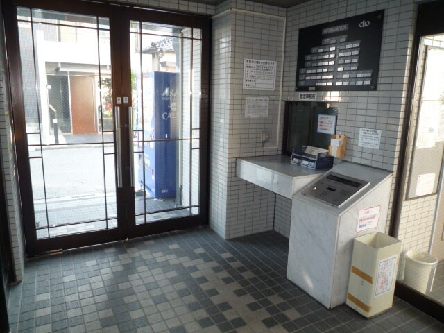 物件外観写真6　(オートロック)