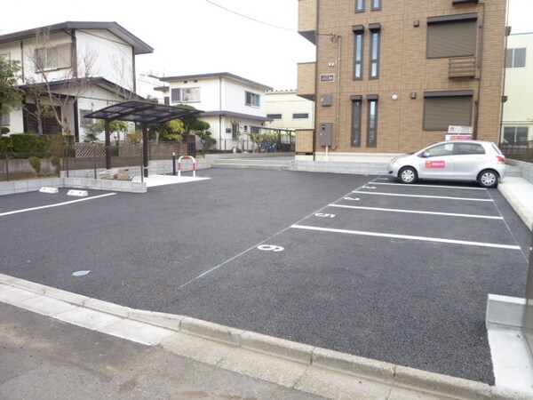 駐車場(駐車場（要空き確認）)