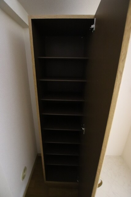 物件内観写真12　(下駄箱あり)