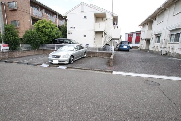 駐車場(駐車場（要空き確認）)