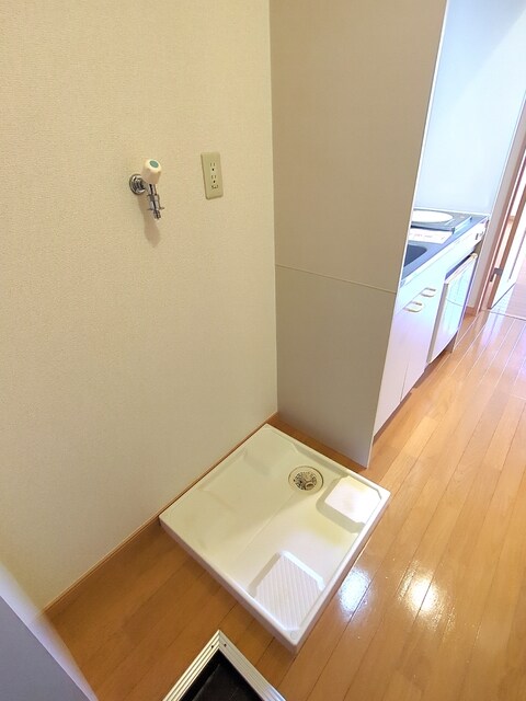 物件内観写真12　(室内洗濯機置き場)