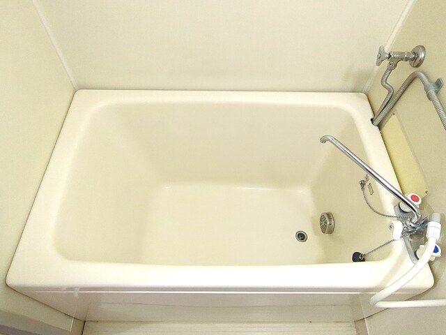 物件内観写真16　(浴槽)