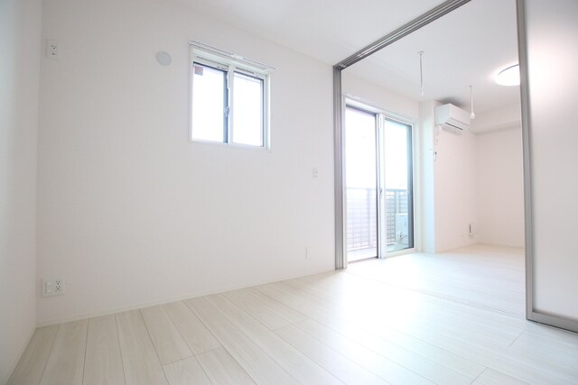 物件内観写真29　(＊照明は設備ではありません。)