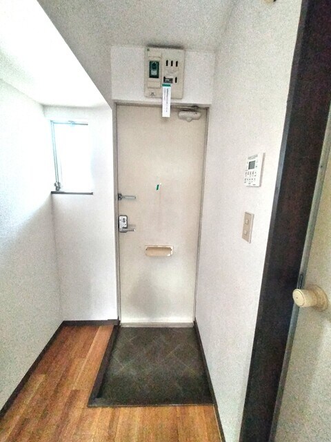 物件内観写真11　(クリーニング前写真)