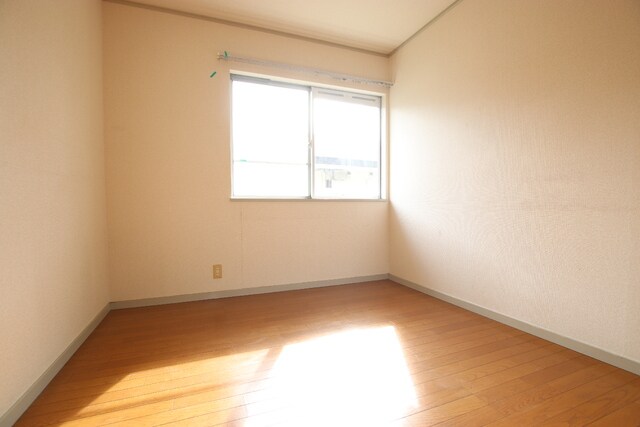 物件内観写真19　(クリーニング前写真です)