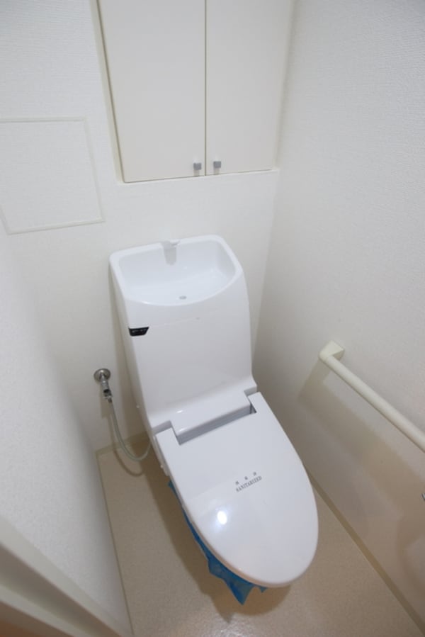トイレ(快適な洗浄機能付便座)