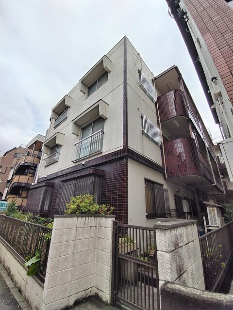 物件外観写真2　(★お買い物に便利な立地です★)