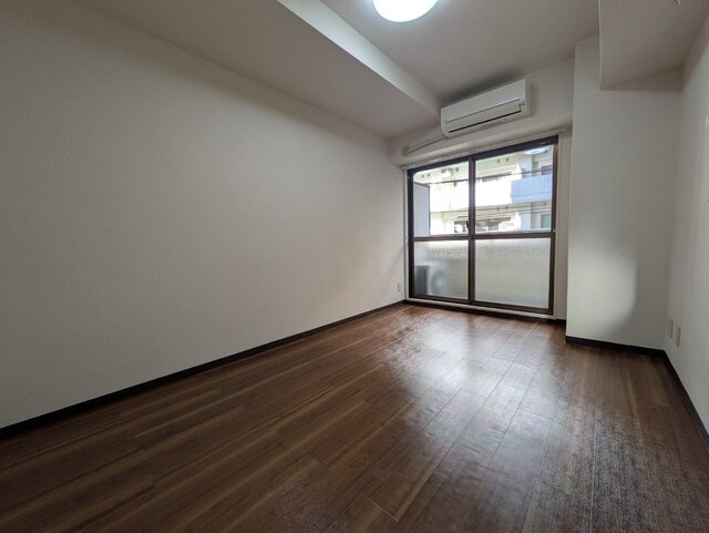 物件内観写真9　(（照明は設備ではありません))