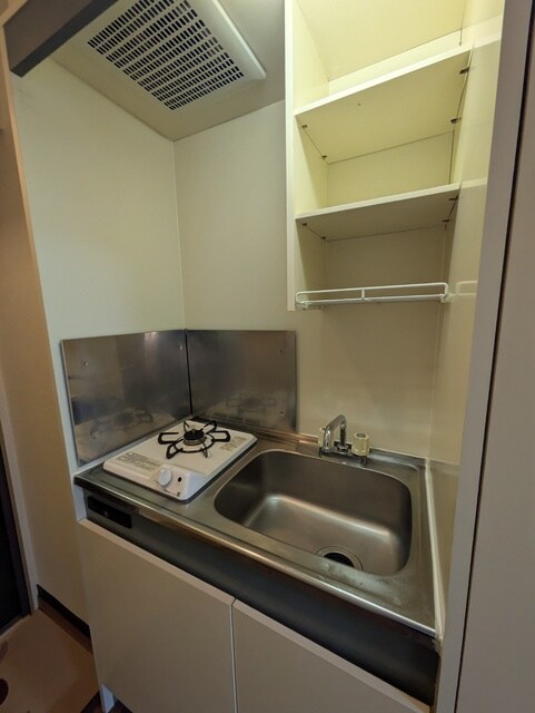 物件内観写真10　(まとまった使いやすいキッチン)