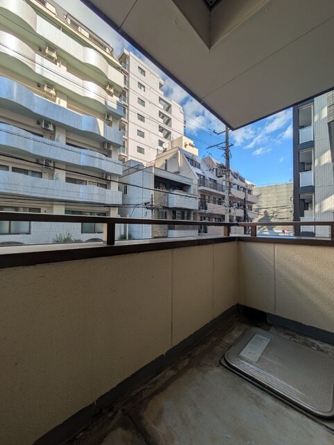 物件内観写真19　(バルコニー部分)