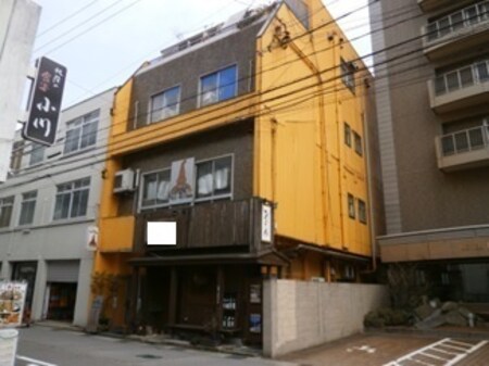 開花ビル外観写真