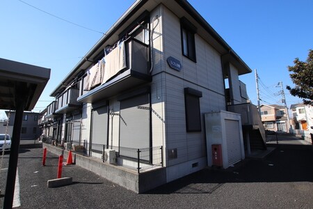 ミレニアムⅢ号館外観写真