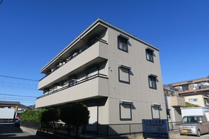 クレールヤマゼン外観写真