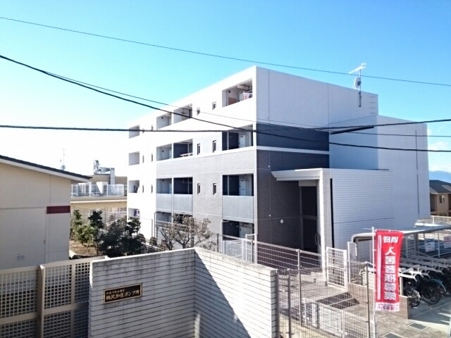 ベラ　マティ−ナ